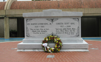 Martin Luther King Jr.’s epitaph, ‘Free at last. Free at last. Thank God Almighty I’m Free At Last,’ are lyrics of an old African-American spiritual he frequently quoted. His wife, Coretta Scott King, was honored with a biblical epitaph. Photo courtesy of Wikimedia Commons